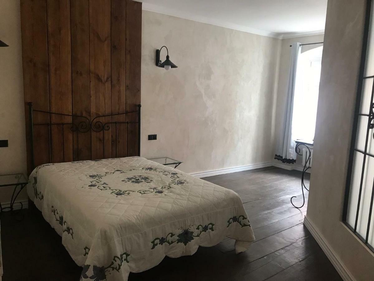 Апартаменты в Центр Вроцлава — 55 кв. м., спальни: 2, собственных ванных: 1 Экстерьер фото